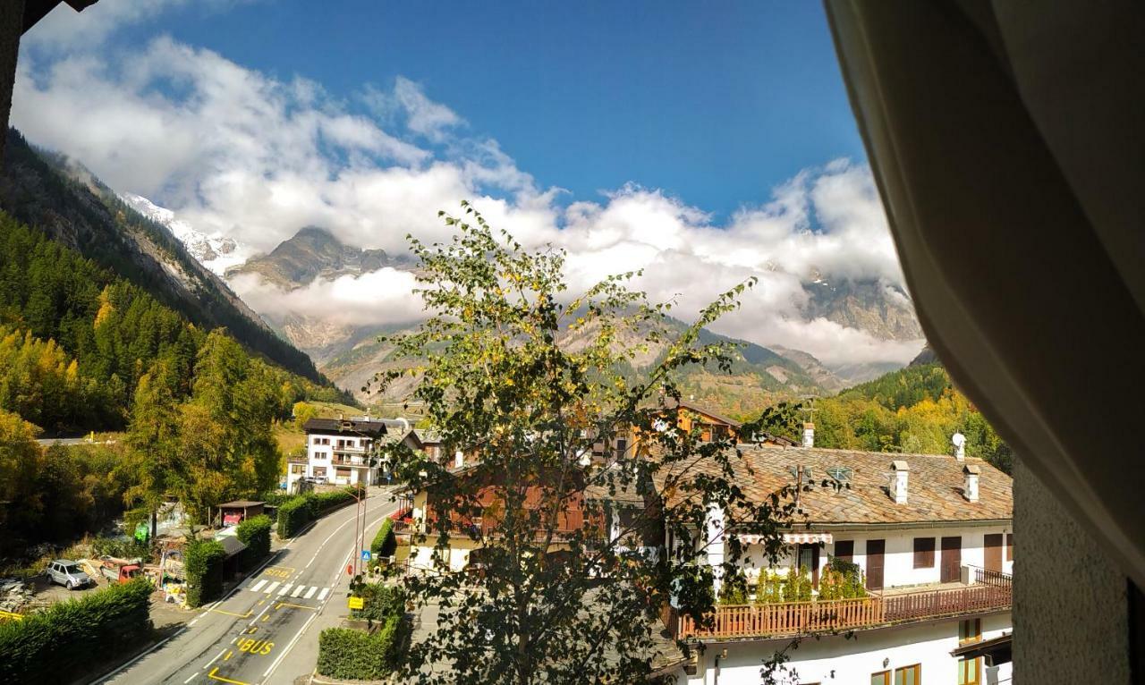 L'Atelier Du Temps - Panoramalps Apartment Courmayeur Exterior foto